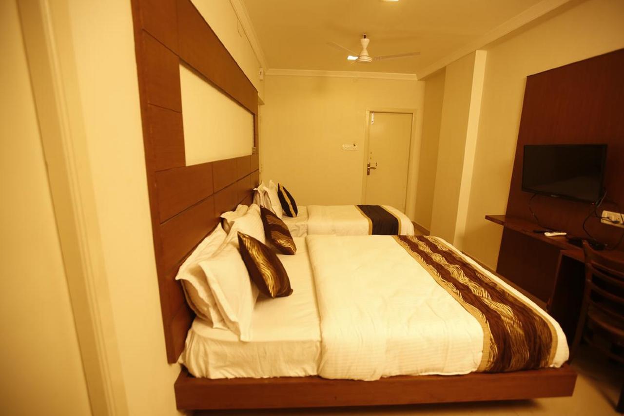 Orion Residency Hotel Chennai Bagian luar foto