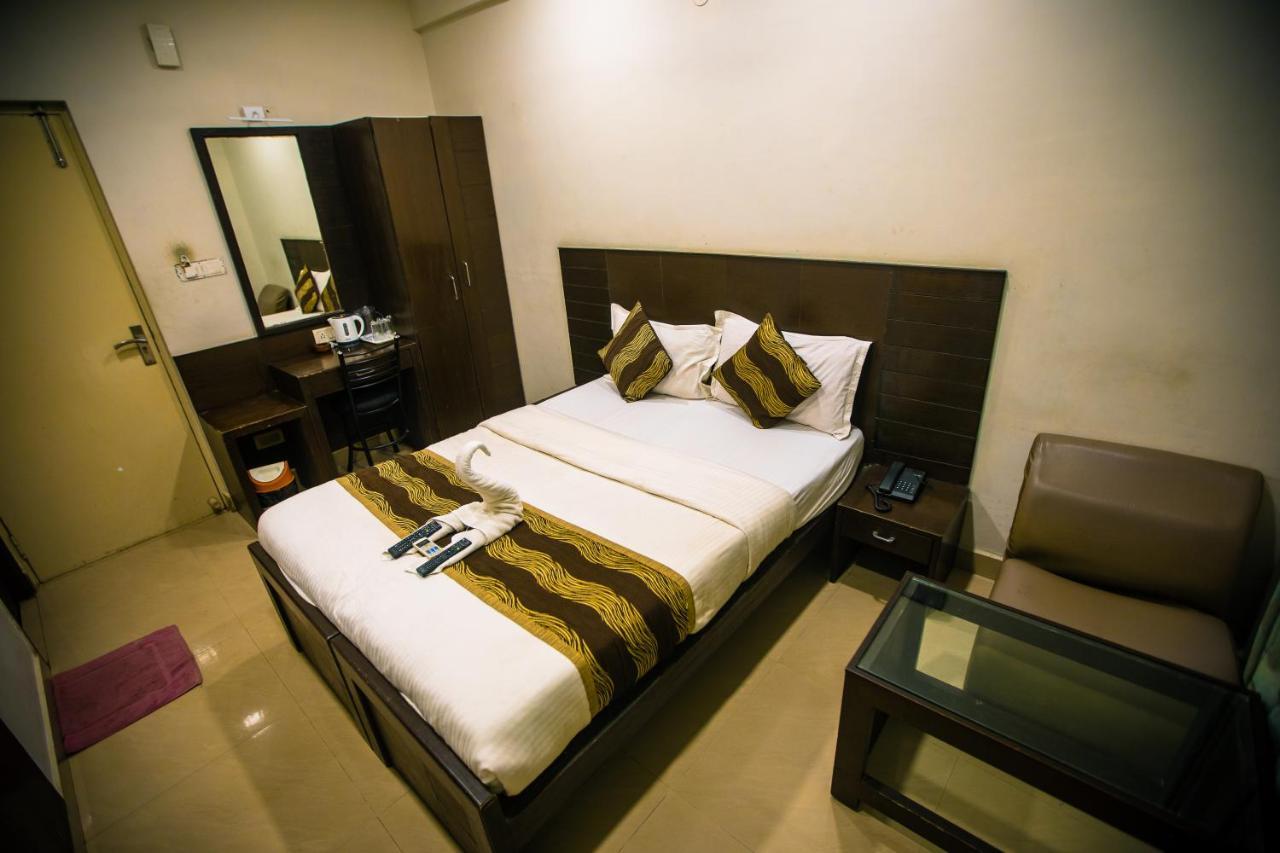 Orion Residency Hotel Chennai Bagian luar foto