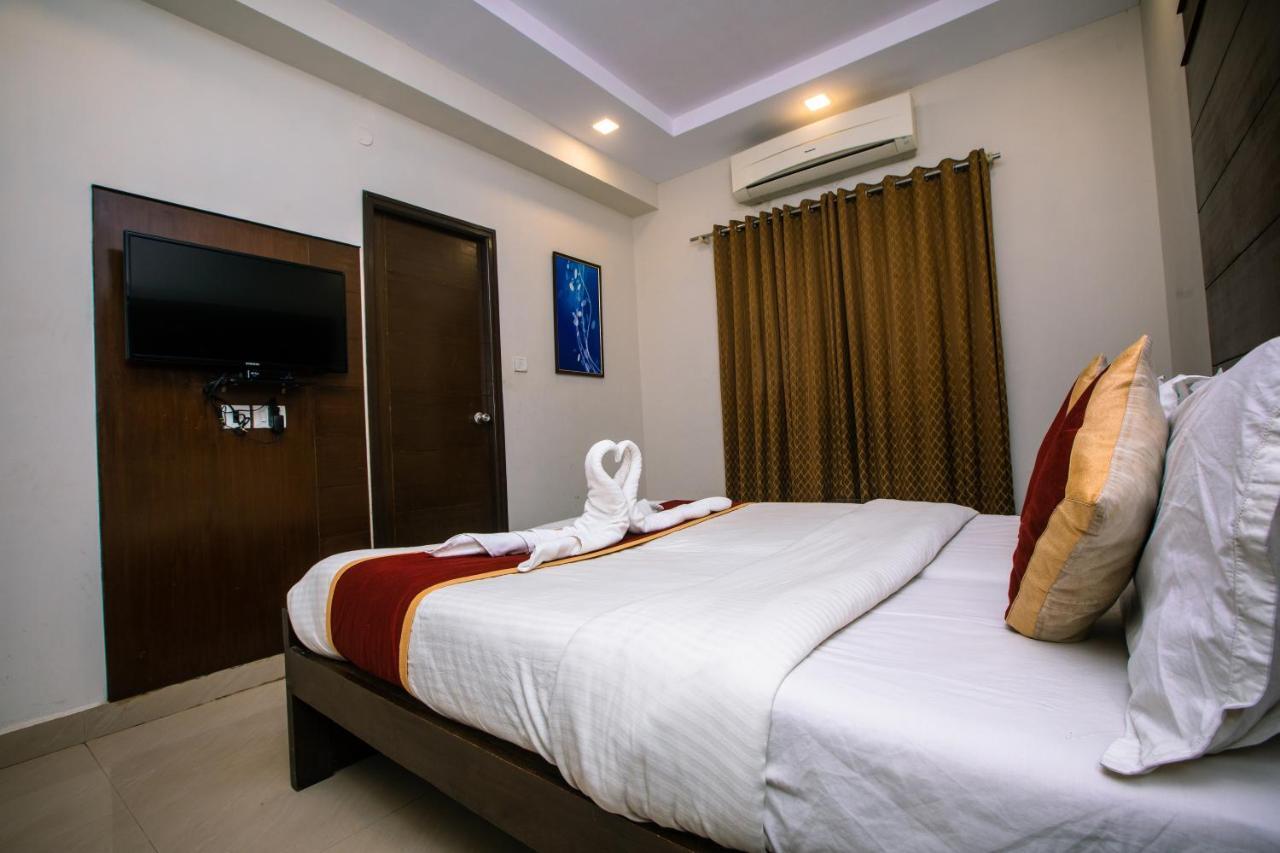 Orion Residency Hotel Chennai Bagian luar foto
