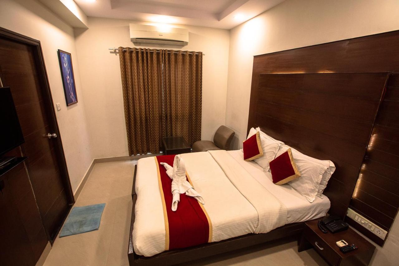Orion Residency Hotel Chennai Bagian luar foto